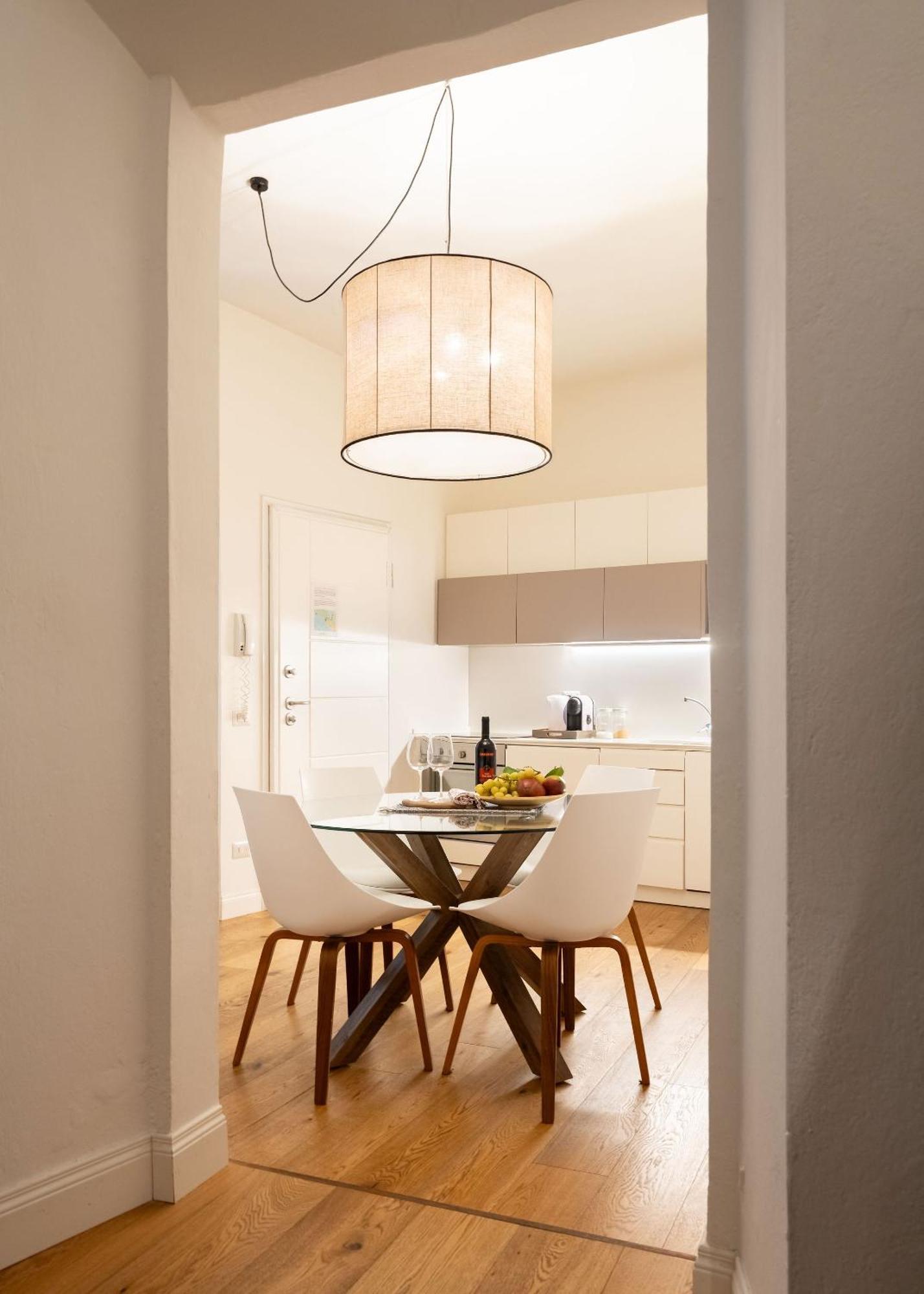 Tb-One Bedroom Luxury Apartment In The Fashion District Флоренция Экстерьер фото