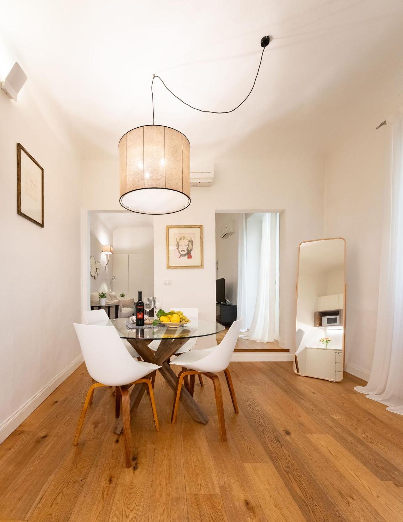 Tb-One Bedroom Luxury Apartment In The Fashion District Флоренция Экстерьер фото